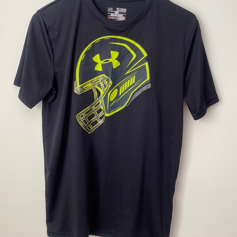 Under Armour Tee.  Black.  Youth XL